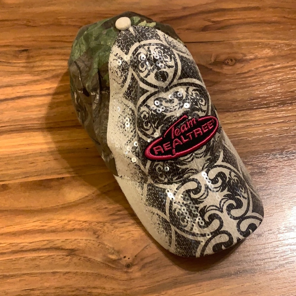 Women’s real tree camo and sequins hat